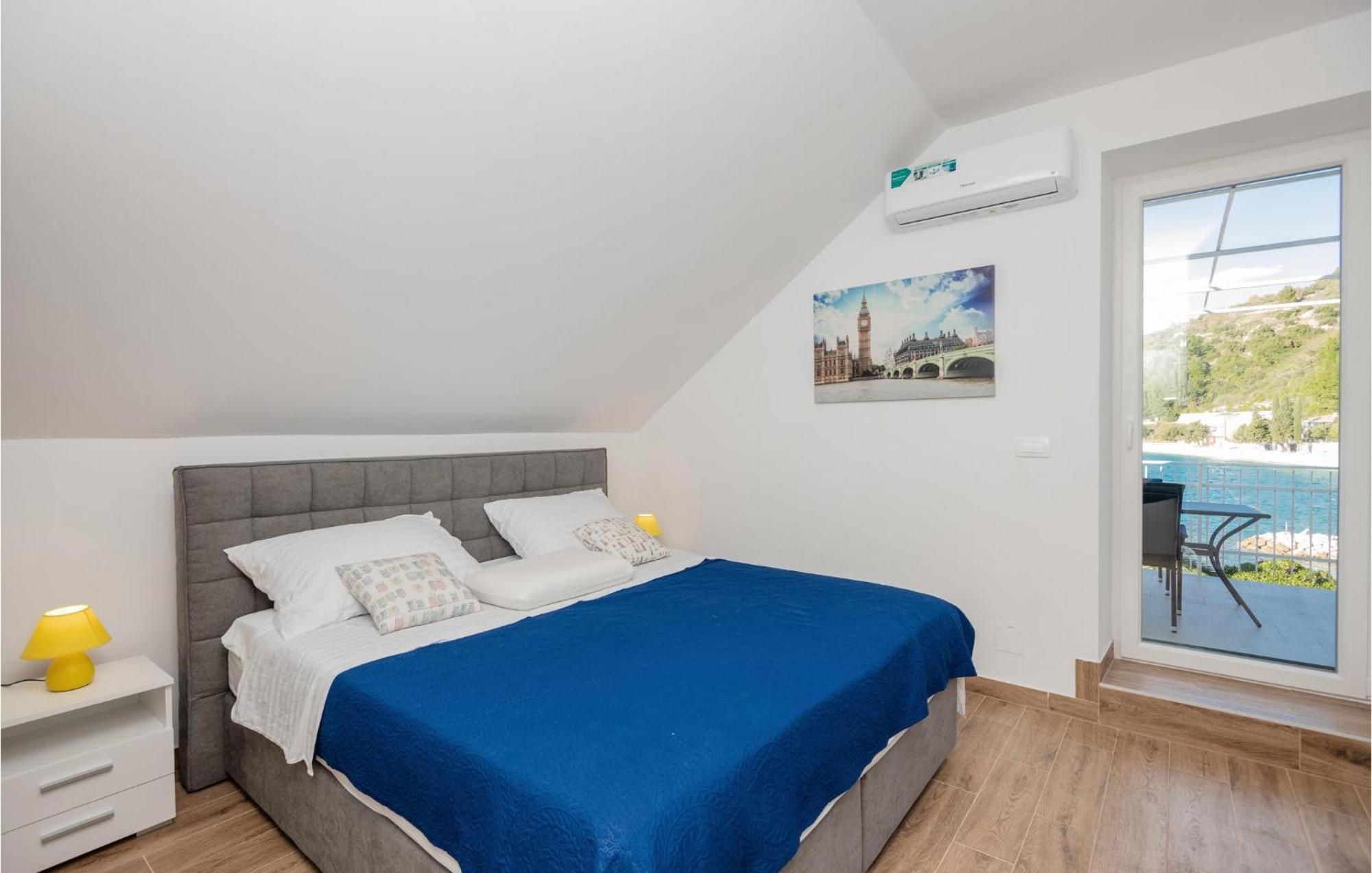 Nice Apartment In Podaca With Wi-Fi Екстер'єр фото