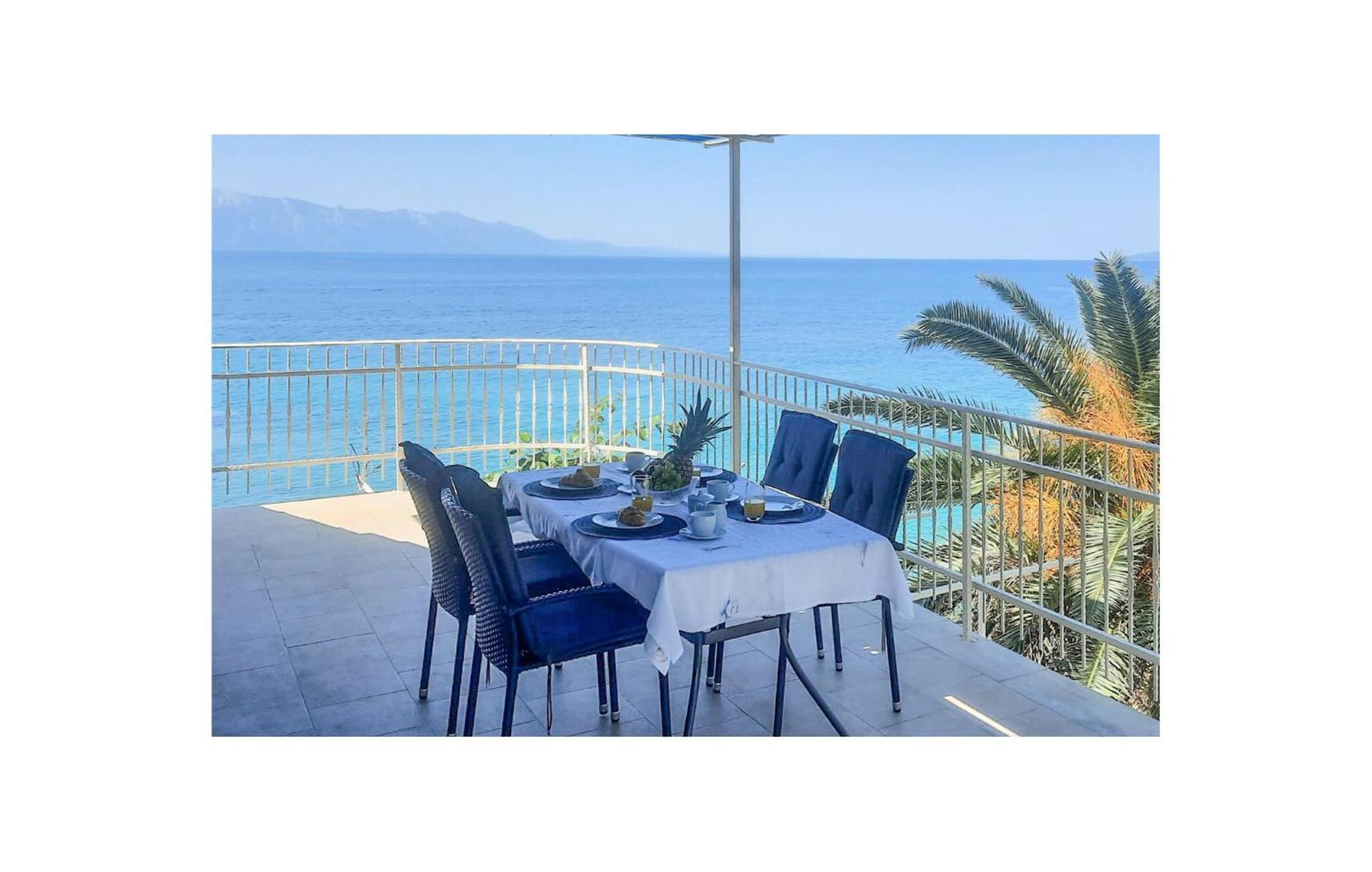 Nice Apartment In Podaca With Wi-Fi Екстер'єр фото